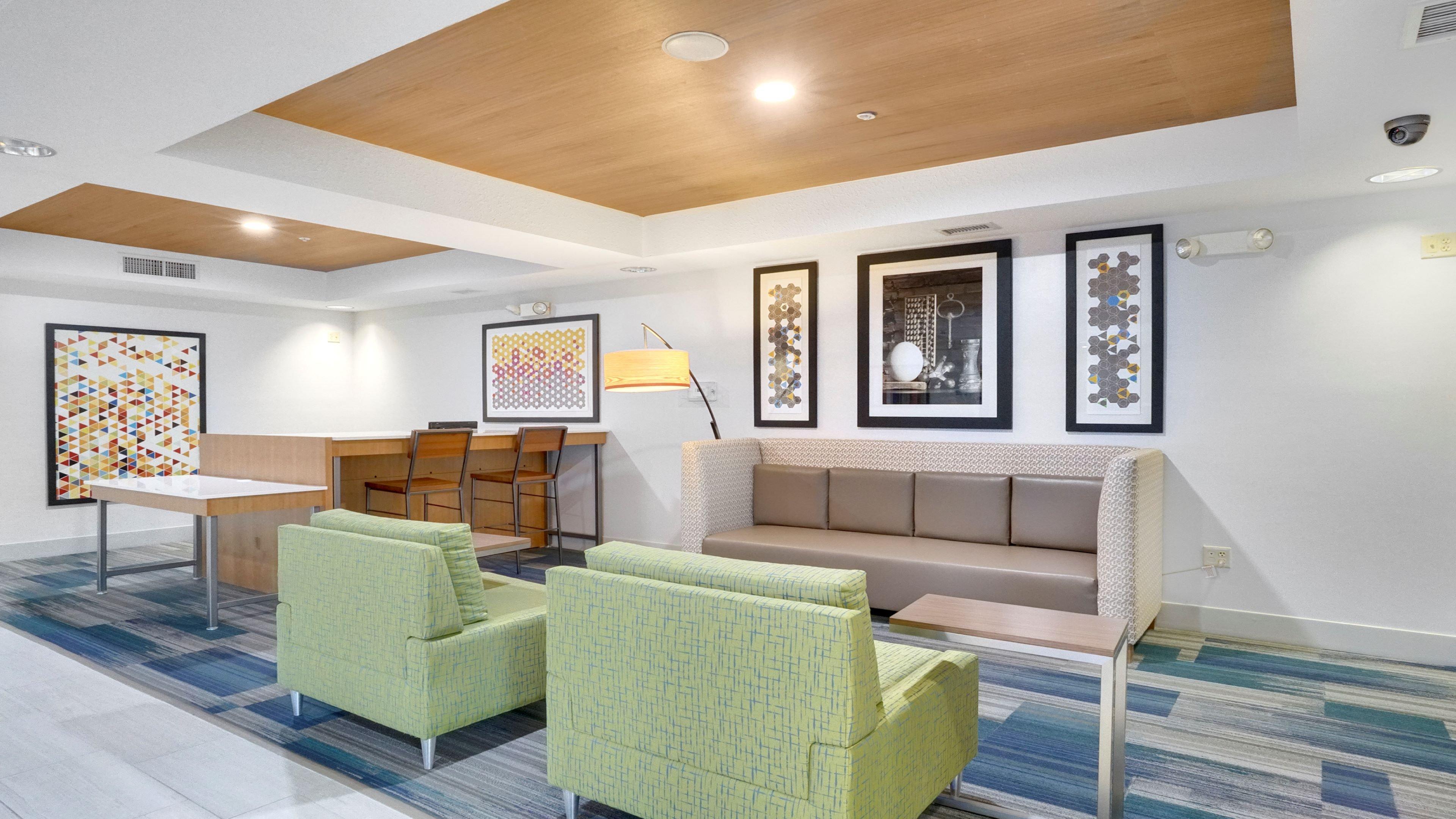 Holiday Inn Express Hotel & Suites Portland By Ihg Экстерьер фото