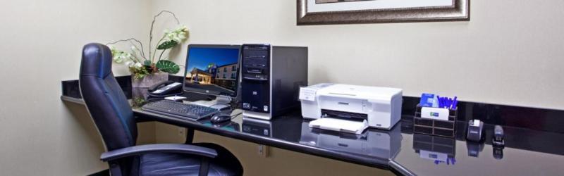 Holiday Inn Express Hotel & Suites Portland By Ihg Экстерьер фото